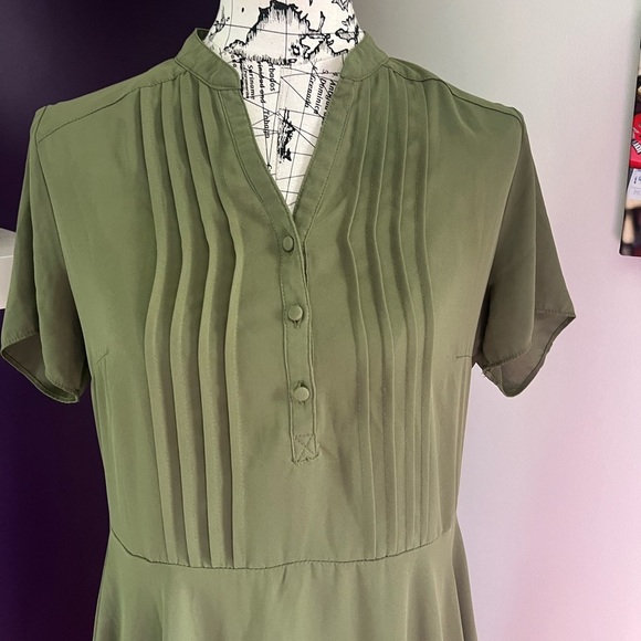 Nanette Lepore Short Sleeve Dress - Picture 3 of 8